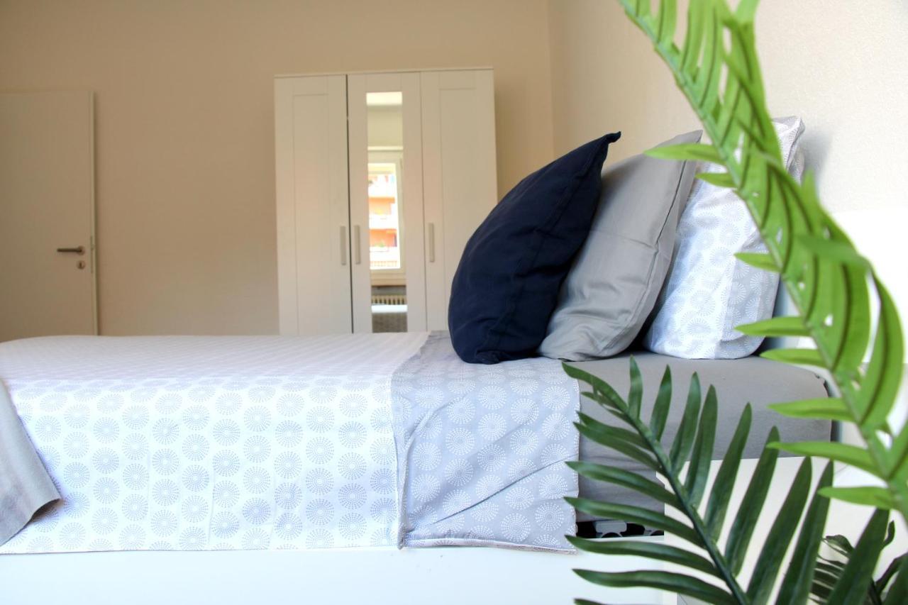 Cozy Apartment With Free Parking & Close To Lake Lugano Exterior foto